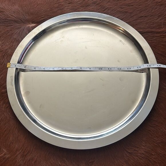 SAMBONET
Elite Round Tray 15 3/4 in D 18/10 Stainless Steel - Picture 4 of 5
